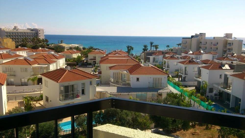 Livas Hotel Apartments Pernera Bagian luar foto